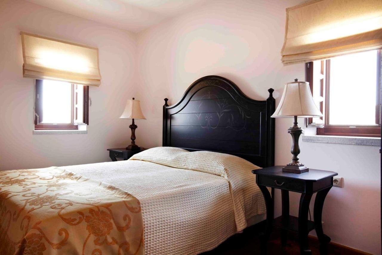 Petritis Guesthouse Oitylo Esterno foto