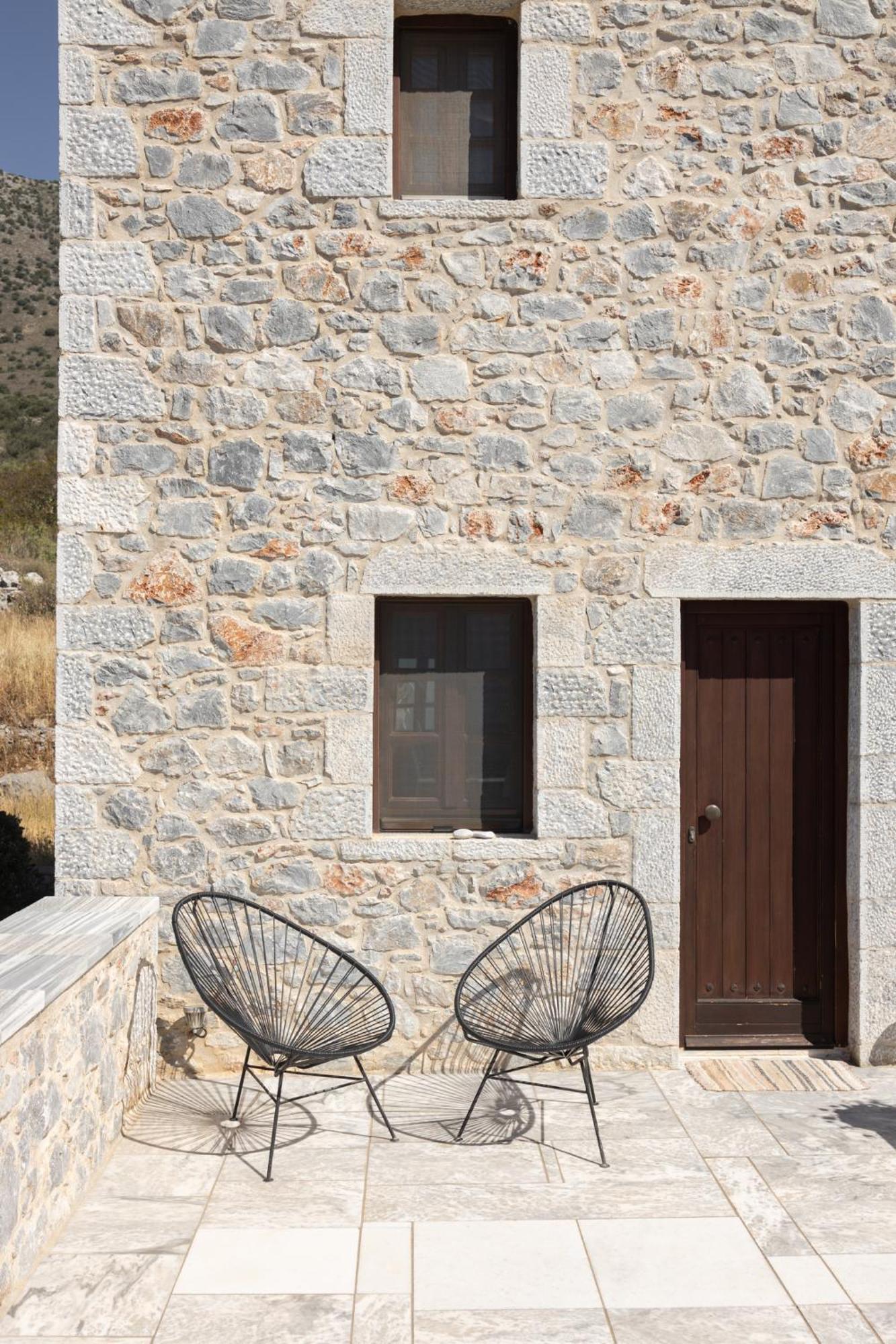 Petritis Guesthouse Oitylo Esterno foto