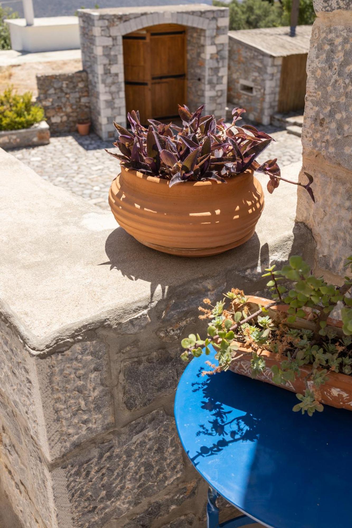 Petritis Guesthouse Oitylo Esterno foto
