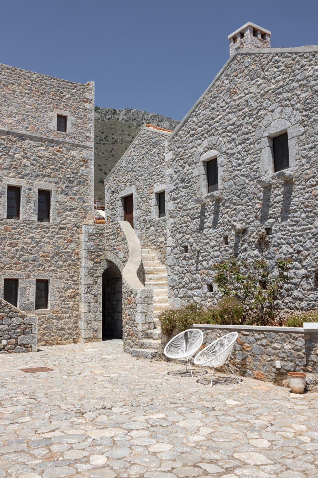 Petritis Guesthouse Oitylo Esterno foto